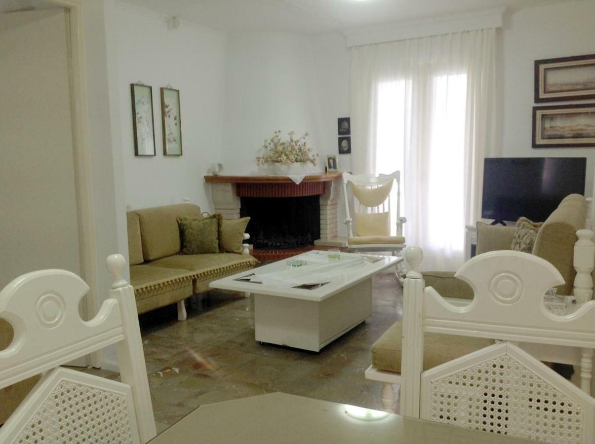 Nea Kallikrateia Villa Fofo - Beautiful Sea Front Villa With 650M2 Garden מראה חיצוני תמונה